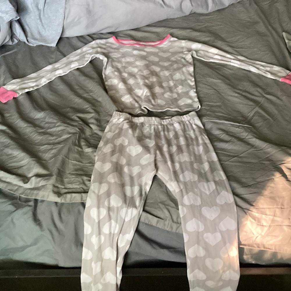 Carter’s heart pajamas